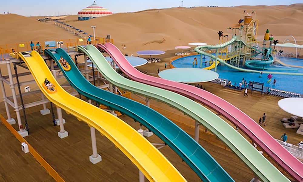 水上乐园设施有很多好玩的水上游乐项目