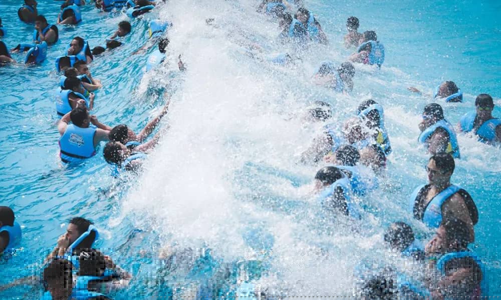 阿拉的海海啸池