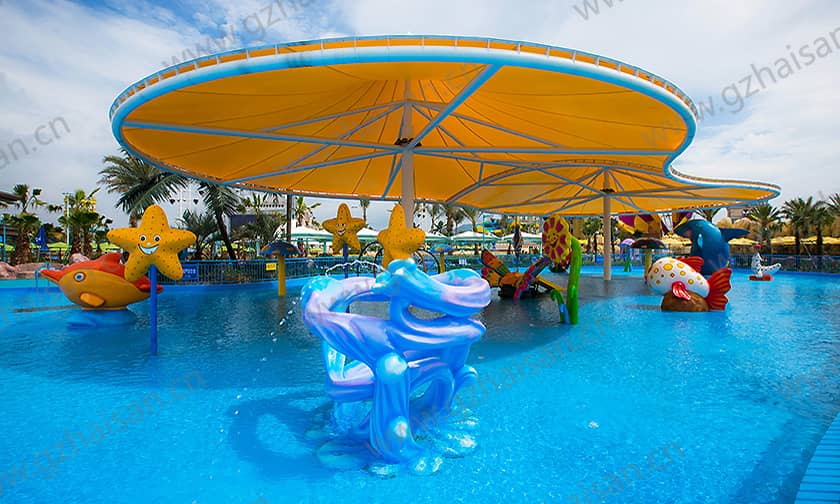 浙江宁波大目湾阿拉的海水上乐园小谐游乐场戏水小品