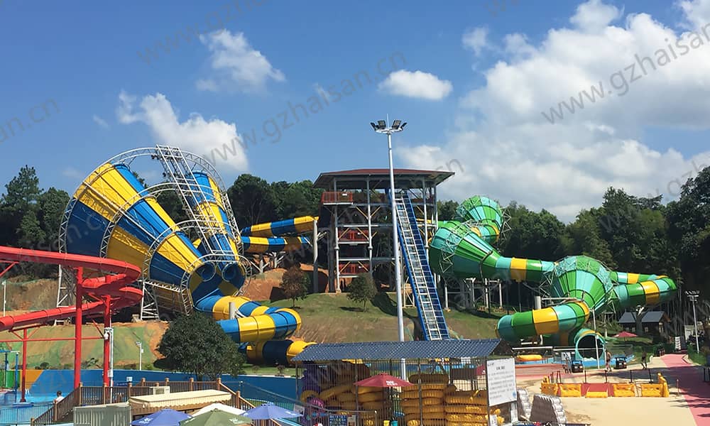 湖南长沙乐水魔方水世界超级龙卷风、暴风谷组合滑道