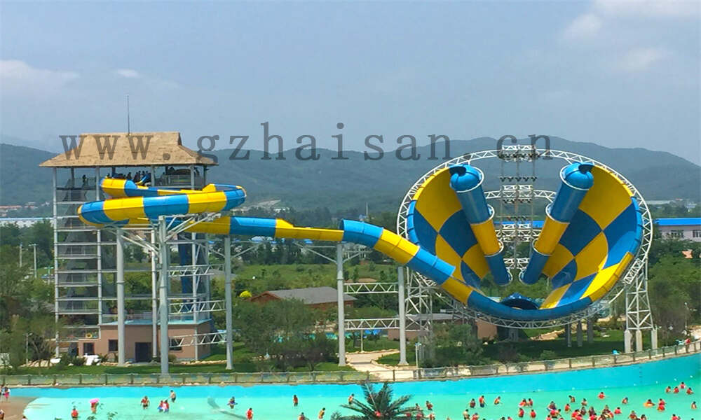 AI融合科技与欢乐：水上乐园设备的创新融合