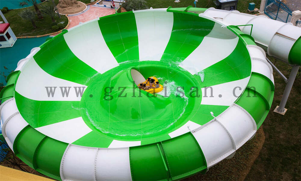 怎样安全使用和管理水上游乐设备？