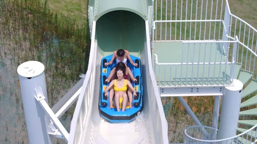 激流过山车｜当速度拥抱水花，掀起水上狂欢盛宴